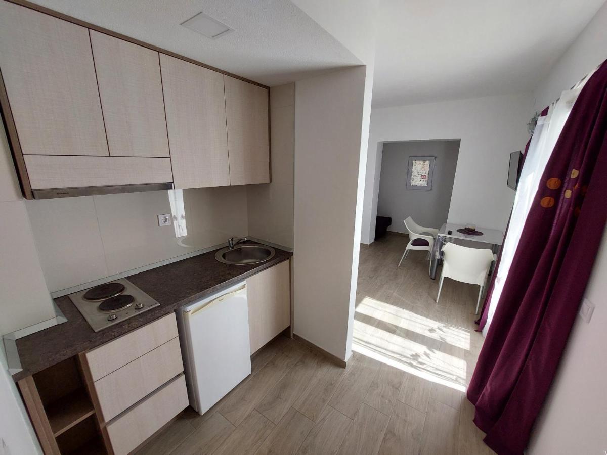 Apartments Matic Baška Voda Extérieur photo